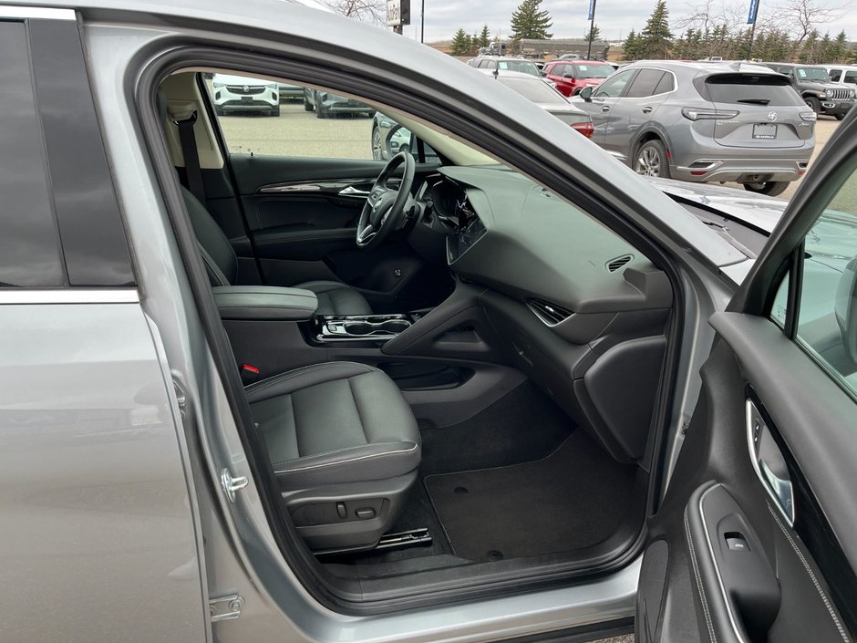 2023 Buick ENVISION AWD 4dr Essence-19