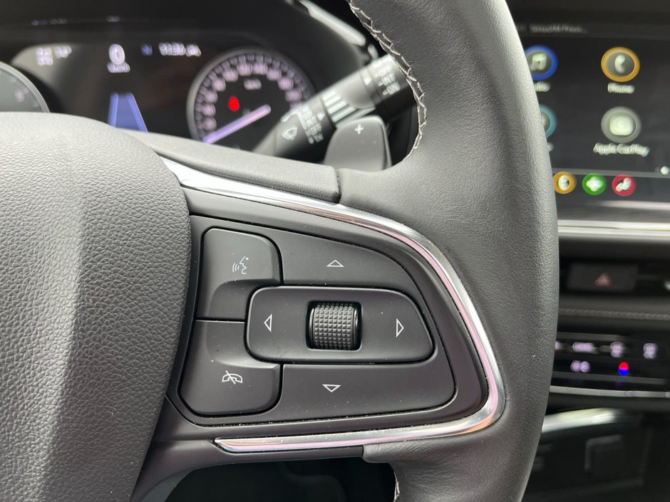2023 Buick ENVISION AWD 4dr Essence-25