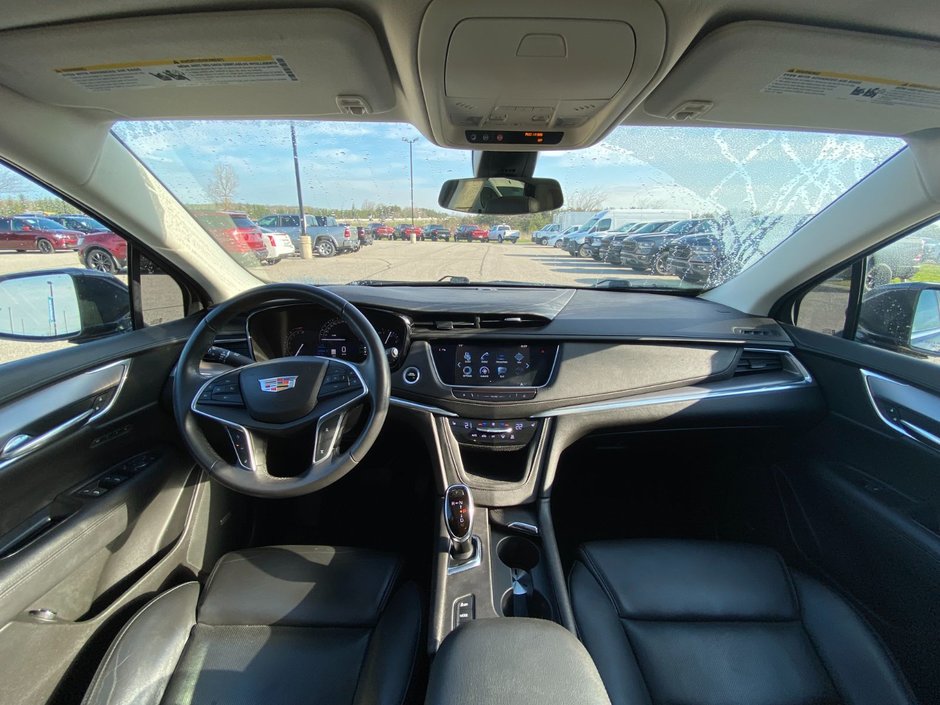 2017 Cadillac XT5 Luxury AWD-22