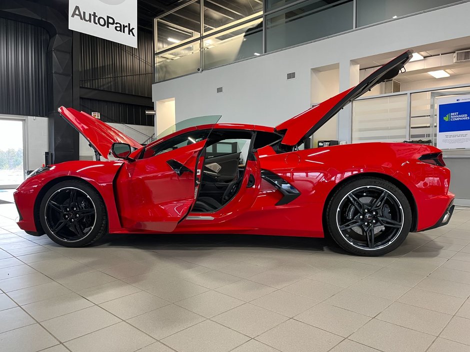 2023 Chevrolet Corvette Stingray 3LT Coupe-17