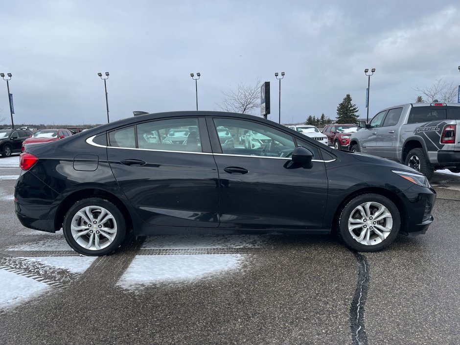 2019 Chevrolet Cruze LT FWD-3