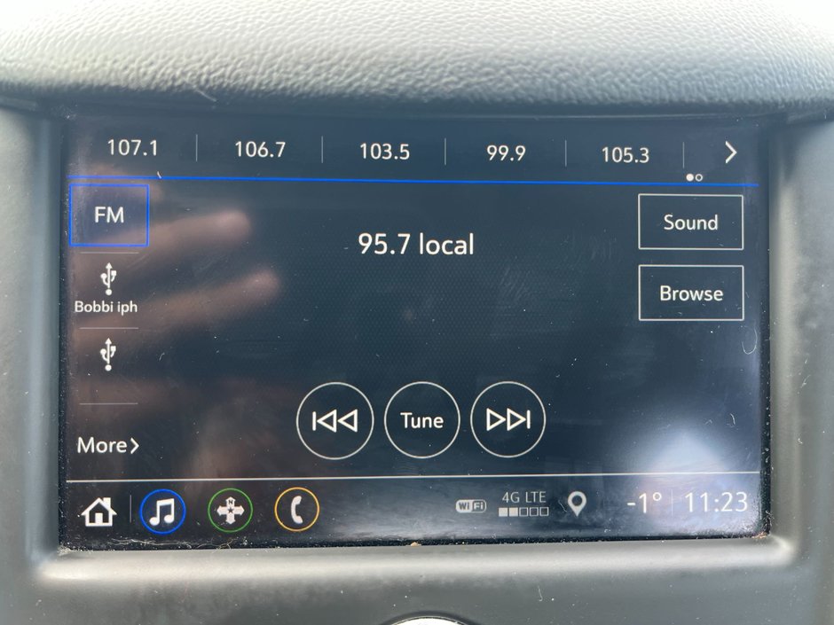 2019 Chevrolet Cruze LT FWD-28