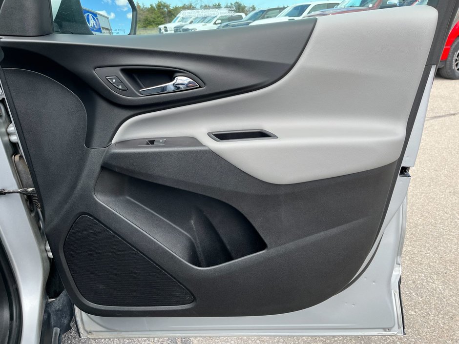 2020 Chevrolet Equinox AWD LT 4dr w/1LT-17