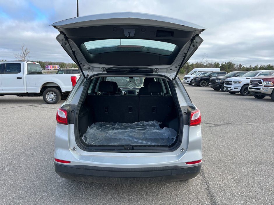 2021 Chevrolet Equinox FWD 4dr LS w/1LS-13