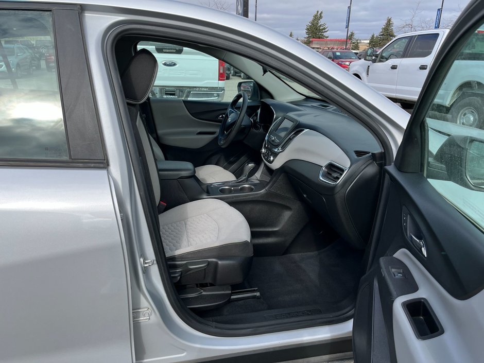 2021 Chevrolet Equinox FWD 4dr LS w/1LS-18