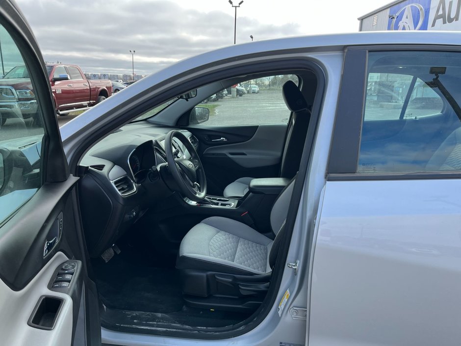 2021 Chevrolet Equinox FWD 4dr LS w/1LS-10