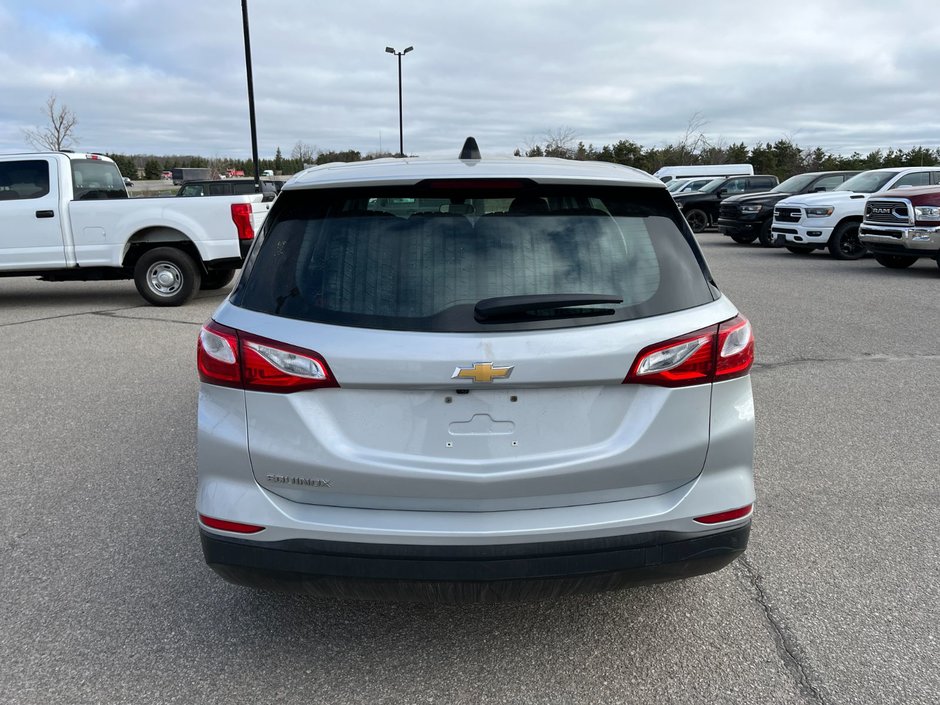 2021 Chevrolet Equinox FWD 4dr LS w/1LS-5
