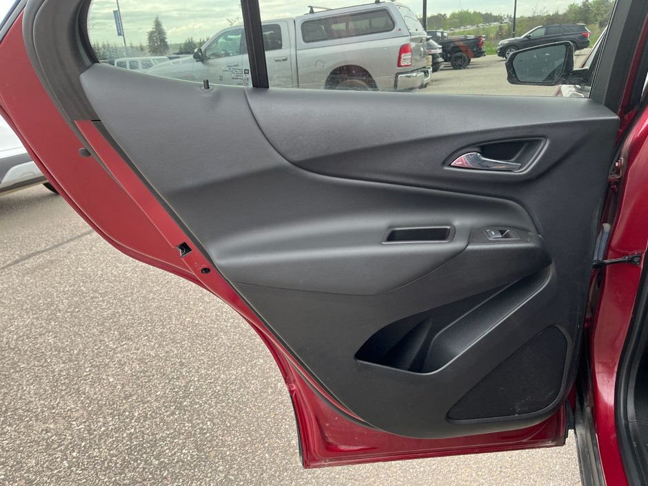 2021 Chevrolet Equinox LT-11