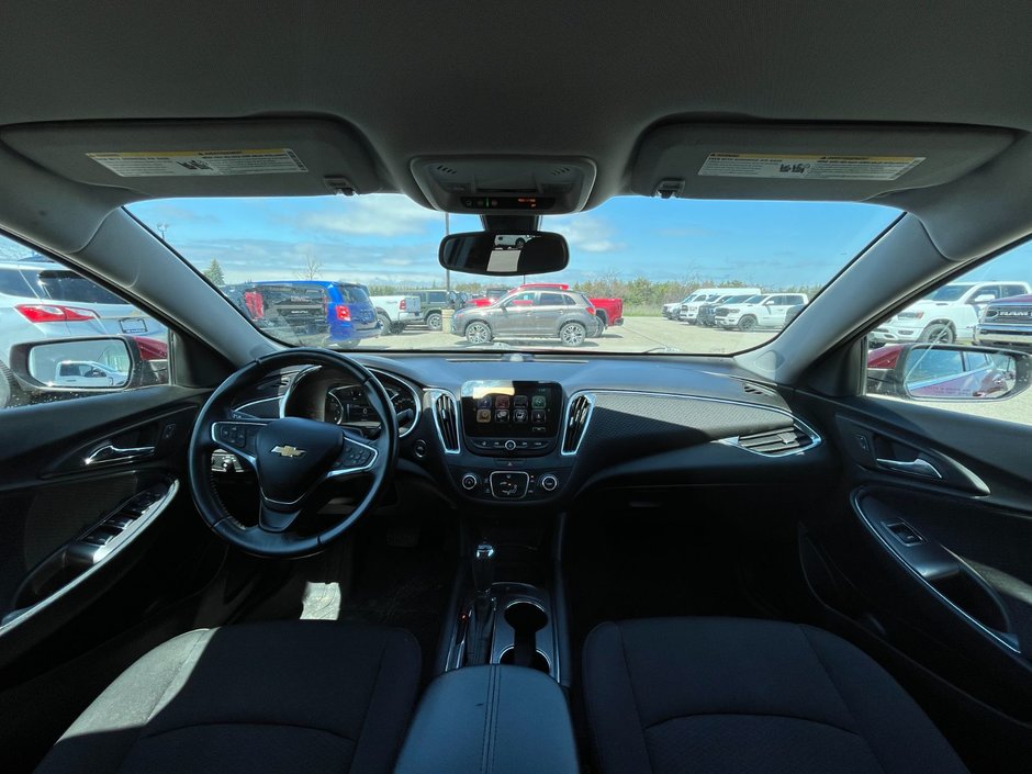2018 Chevrolet Malibu 4dr Sdn LT w/1LT-19