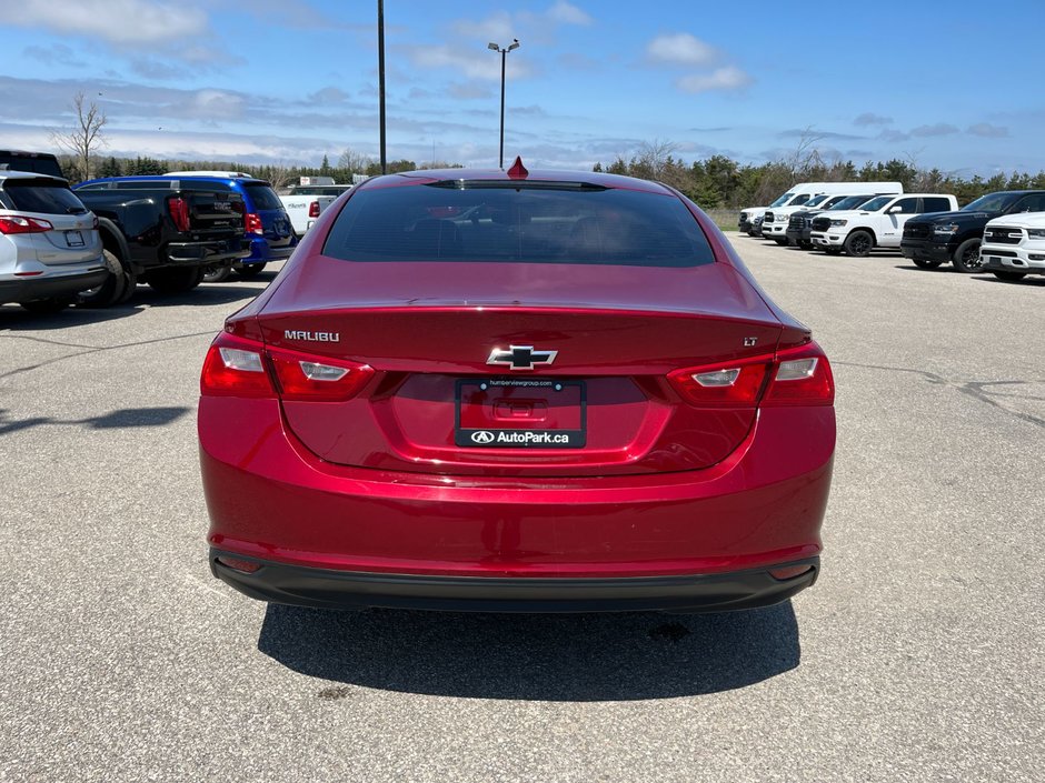 2018 Chevrolet Malibu 4dr Sdn LT w/1LT-5