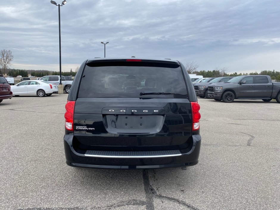 2019 Dodge Grand Caravan SXT Premium Plus-5