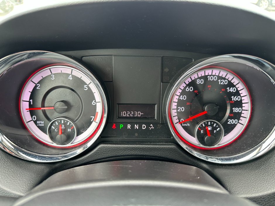 2019 Dodge Grand Caravan SXT 2WD-25