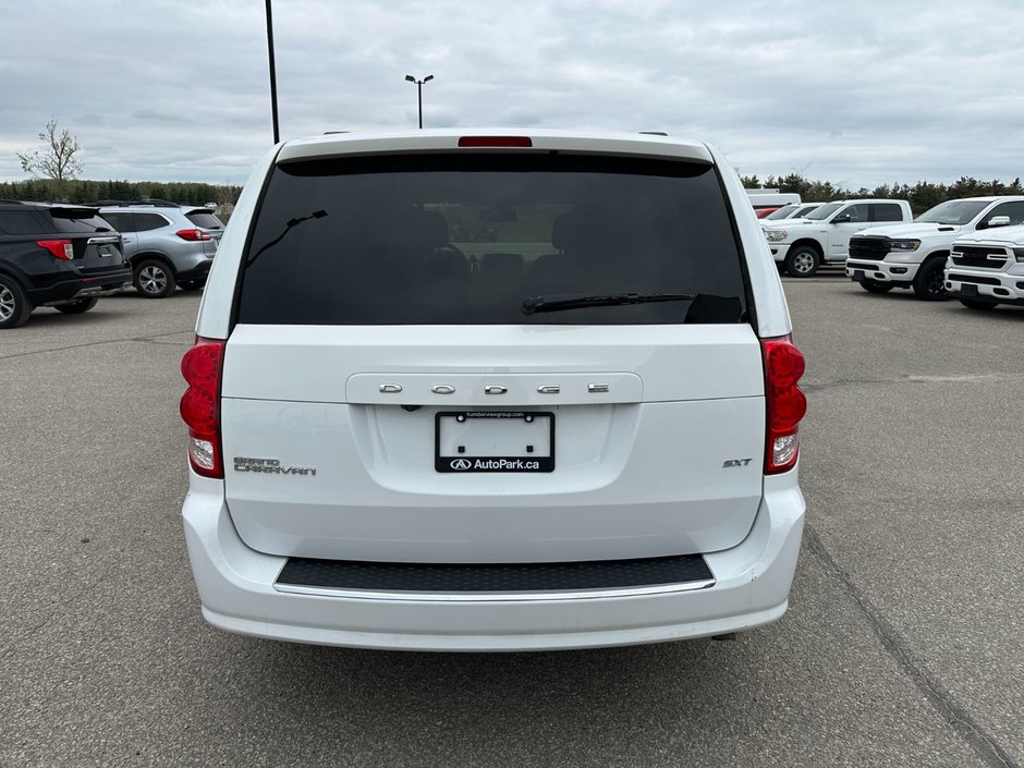 2019 Dodge Grand Caravan SXT 2WD-5
