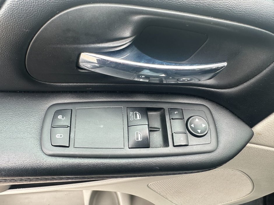 2019 Dodge Grand Caravan SXT 2WD-9
