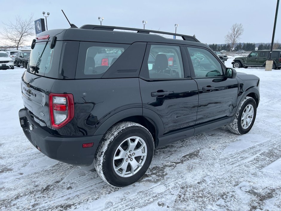2022 Ford BRONCO SPORT Outer Banks 4X4-4