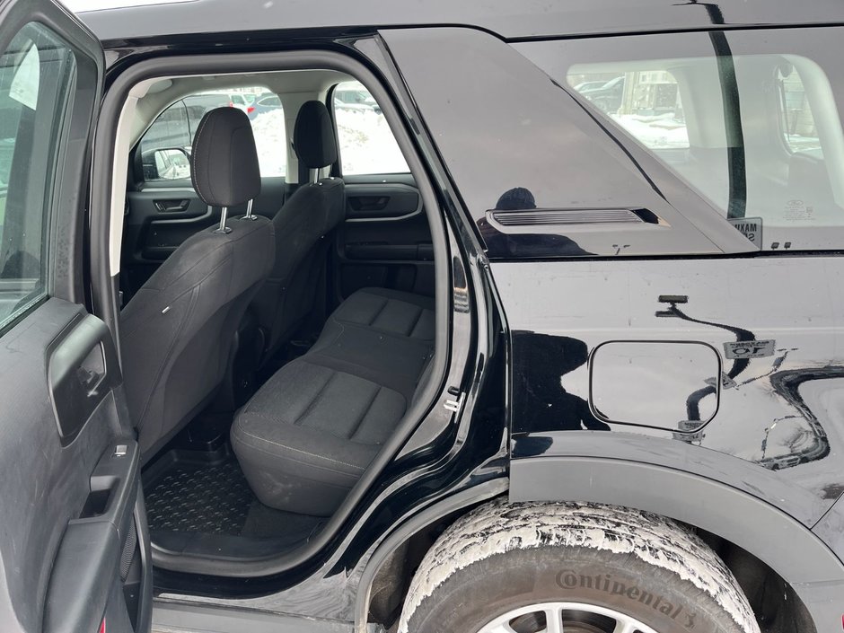 2022 Ford BRONCO SPORT Outer Banks 4X4-12