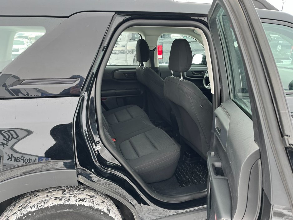 2022 Ford BRONCO SPORT Outer Banks 4X4-16