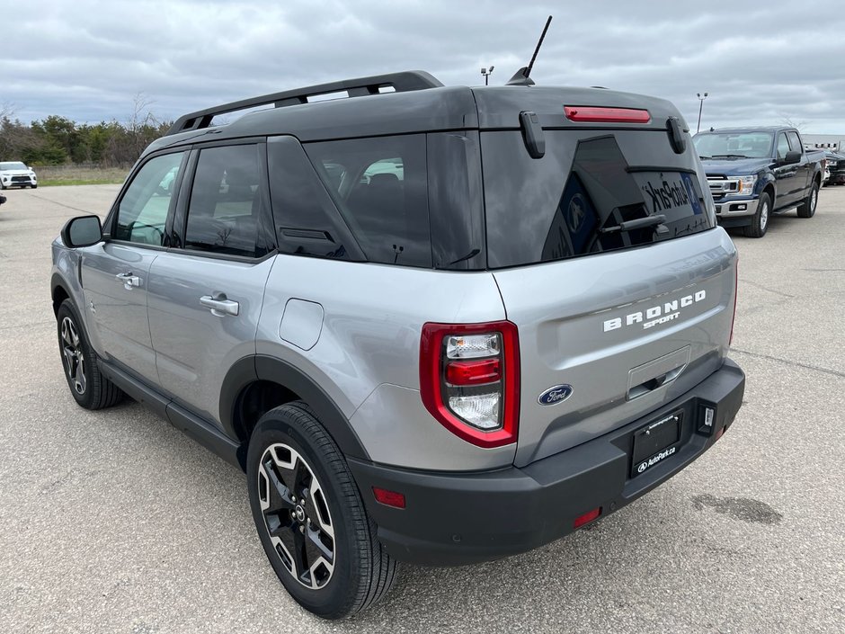 2023 Ford BRONCO SPORT Outer Banks 4x4-6