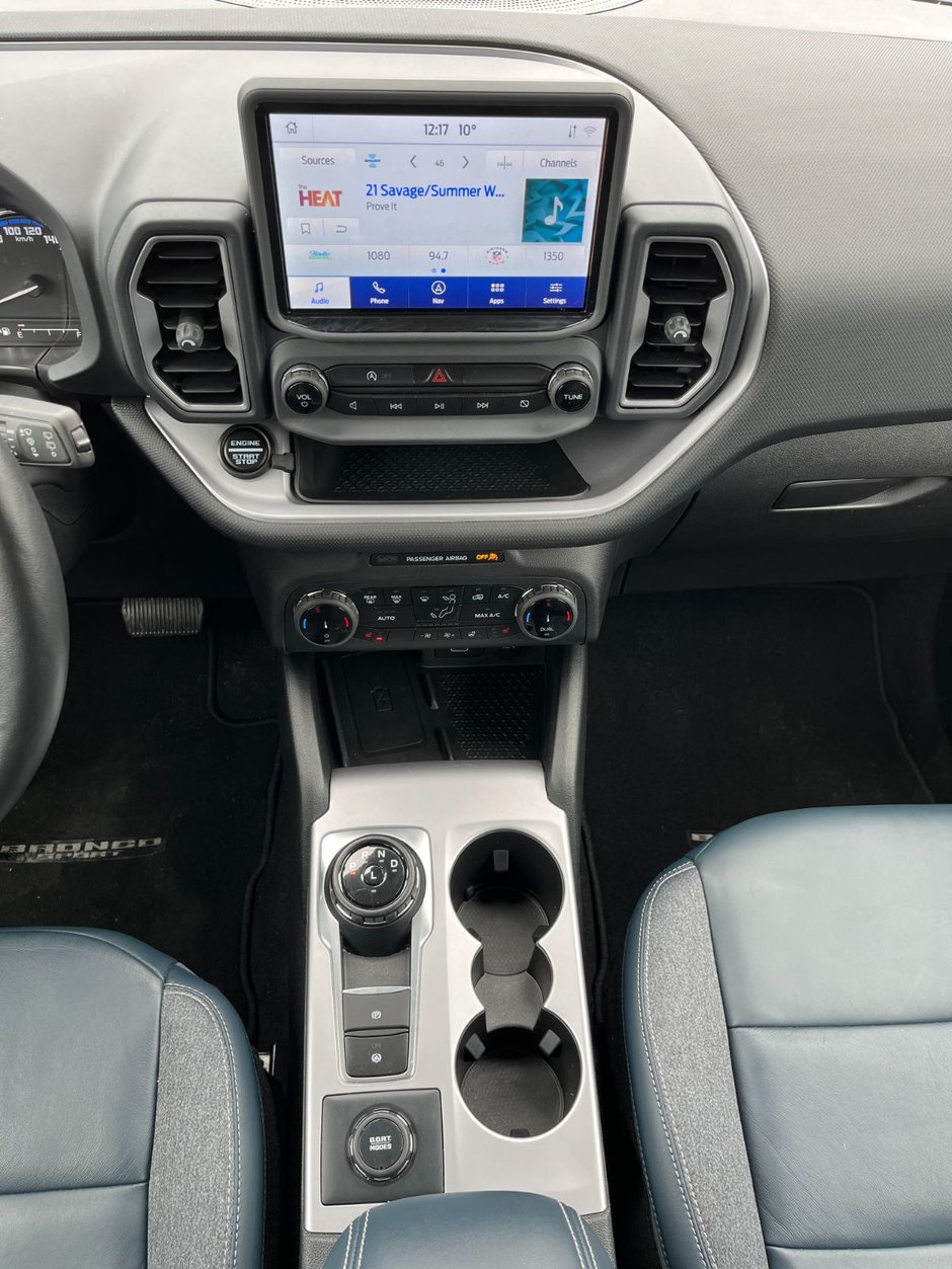 2023 Ford BRONCO SPORT Outer Banks 4x4-26