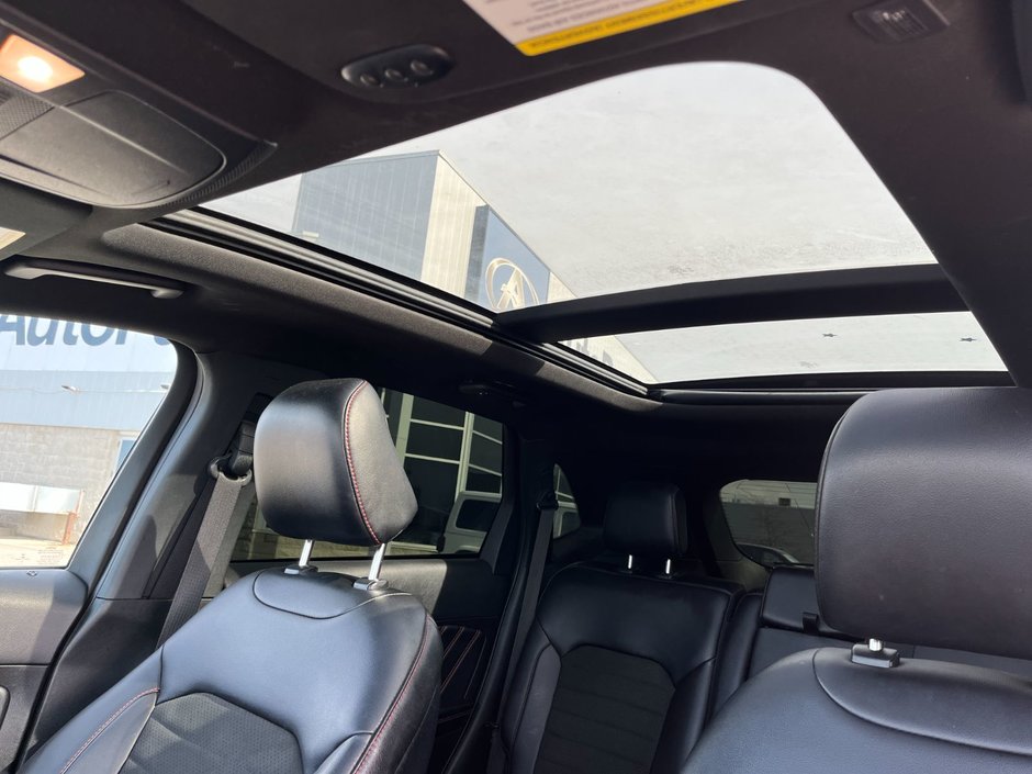 2021 Ford Edge ST Line AWD-19