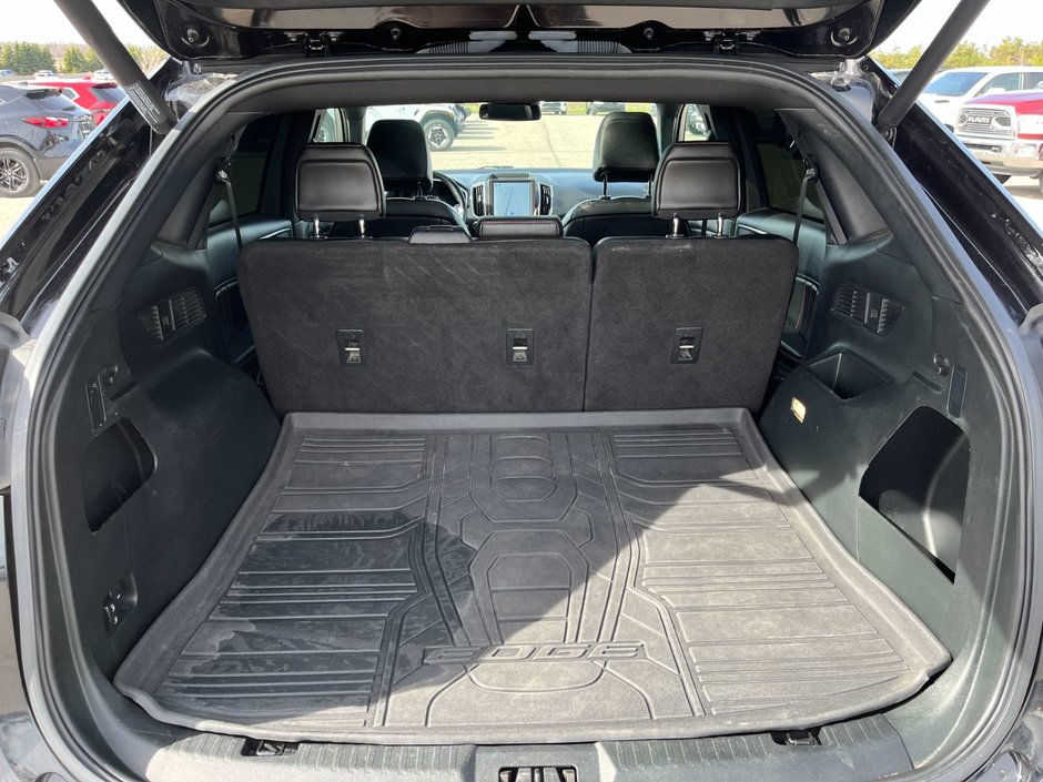 2021 Ford Edge ST Line AWD-14