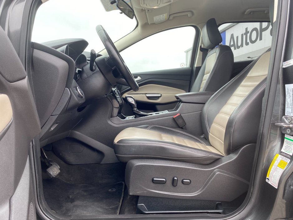 2019 Ford Escape SEL-10