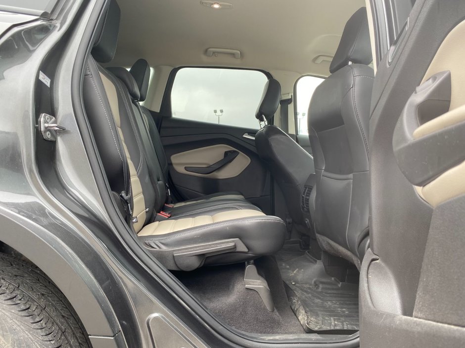 2019 Ford Escape SEL-15