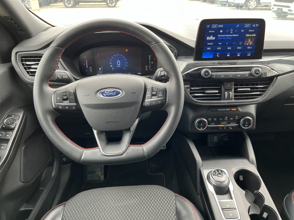2023 Ford Escape ST-Line-20