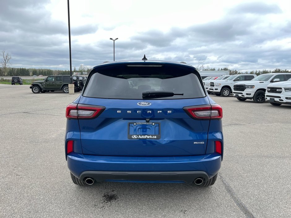 2023 Ford Escape ST-Line-5