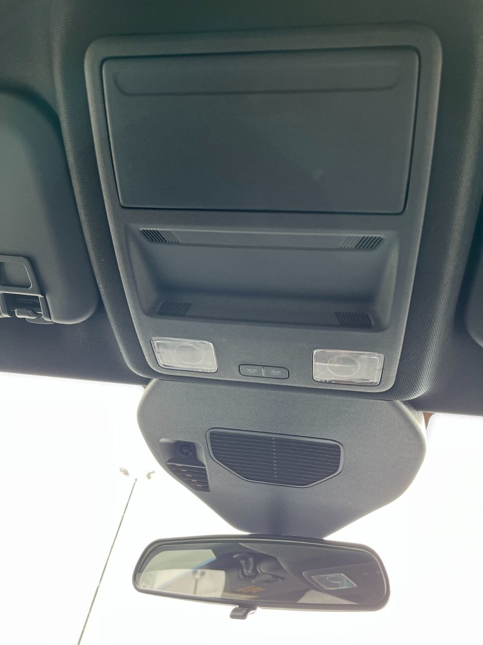 2023 Ford Escape ST-Line-33