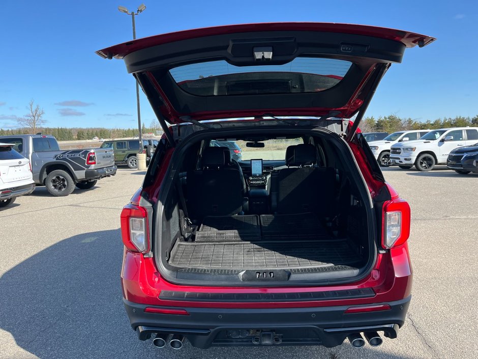 2021 Ford Explorer ST AWD-16