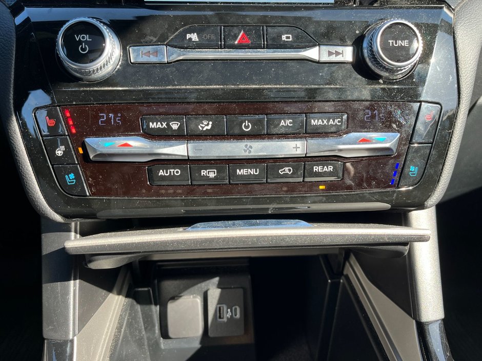 2021 Ford Explorer ST AWD-34
