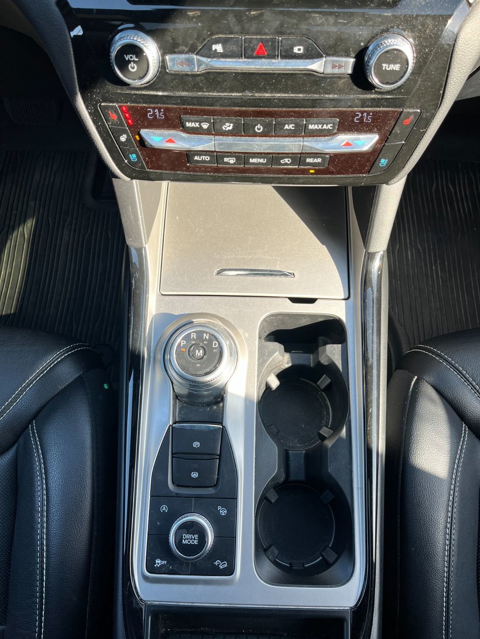 2021 Ford Explorer ST AWD-32