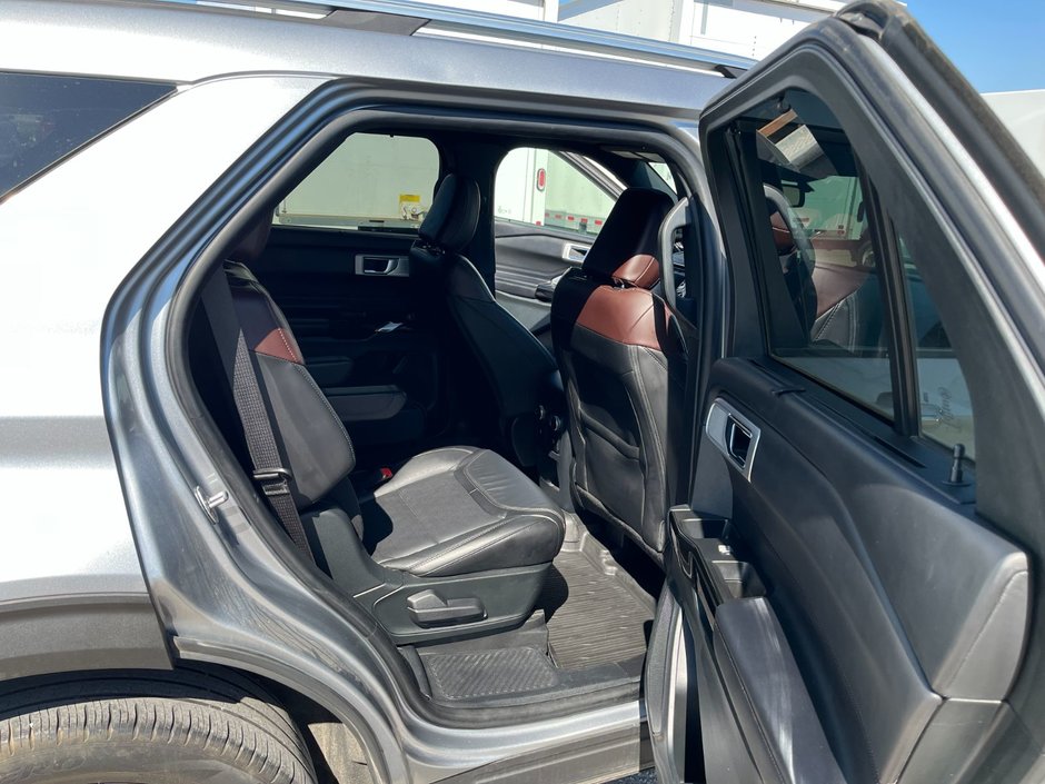 2021 Ford Explorer Platinum-19