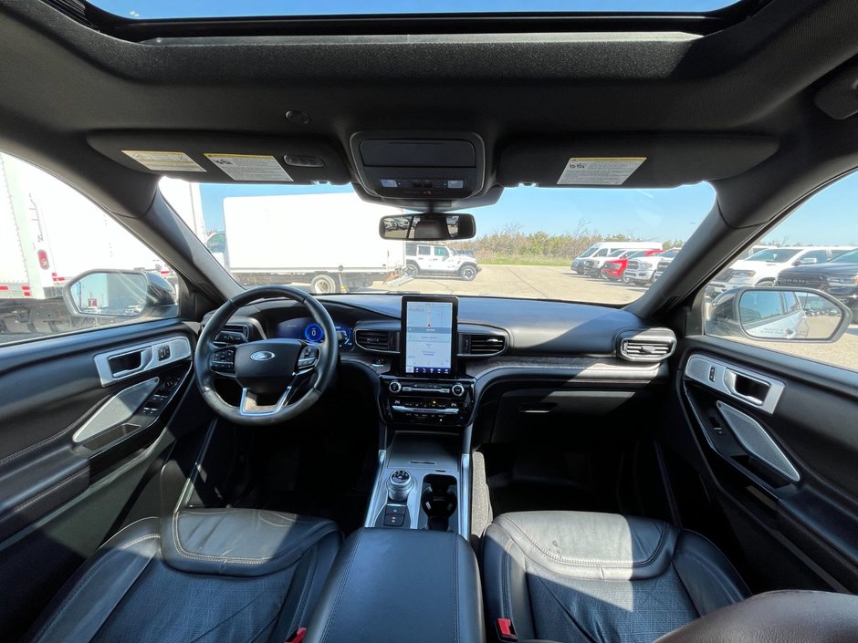 2021 Ford Explorer Platinum-23