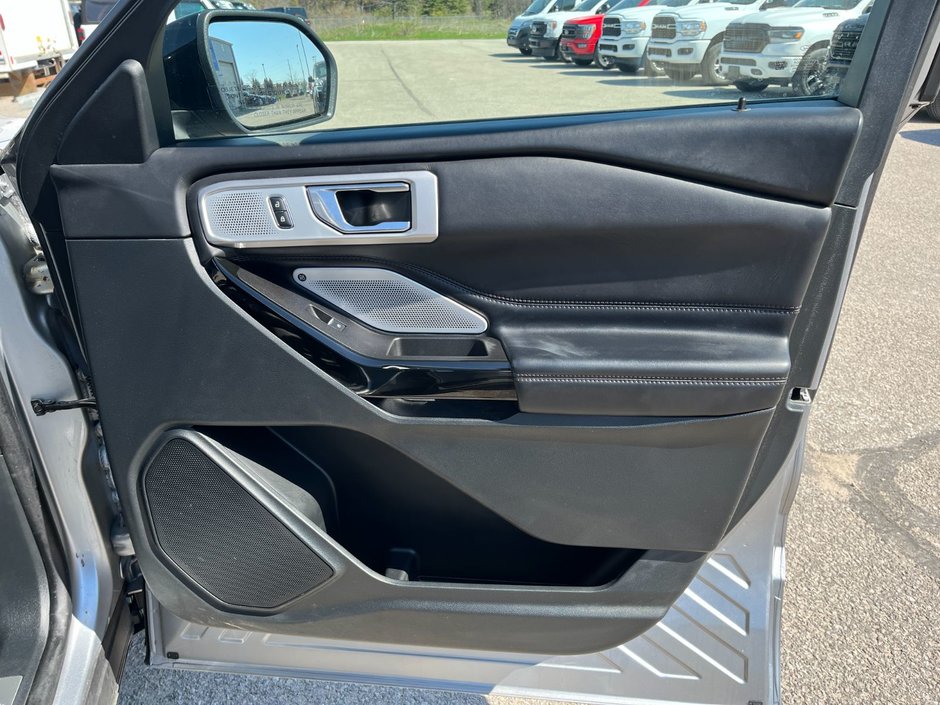2021 Ford Explorer Platinum-20