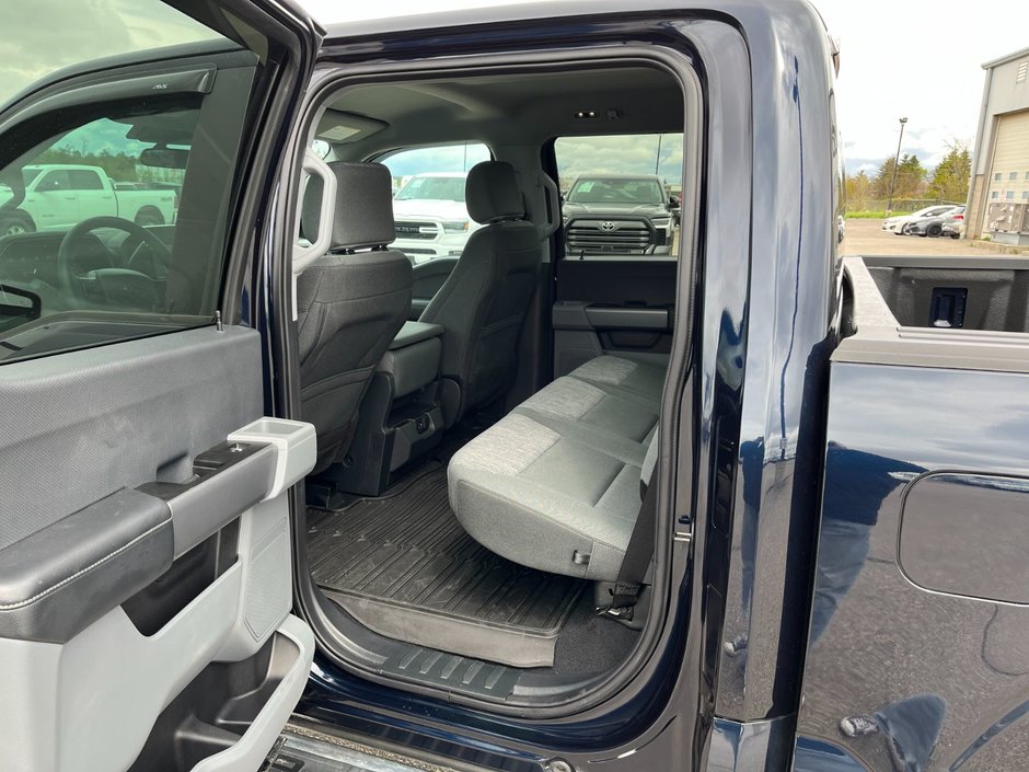 2023 Ford F-150 XLT 4WD Super Crew 5'5 Box-12