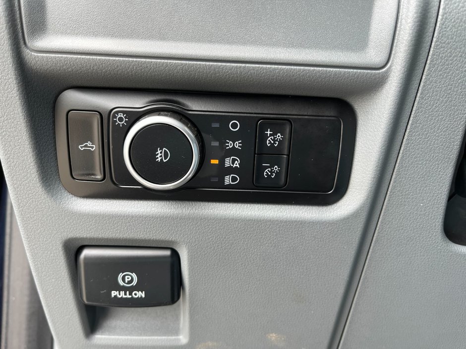 2023 Ford F-150 XLT 4WD Super Crew 5'5 Box-22