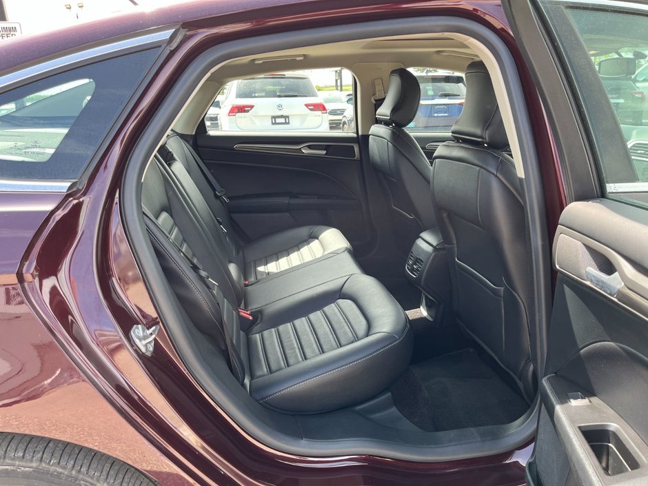 2017 Ford Fusion 4dr Sdn SE AWD-17