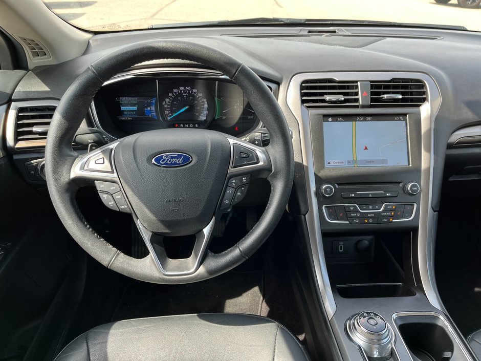 2017 Ford Fusion 4dr Sdn SE AWD-22