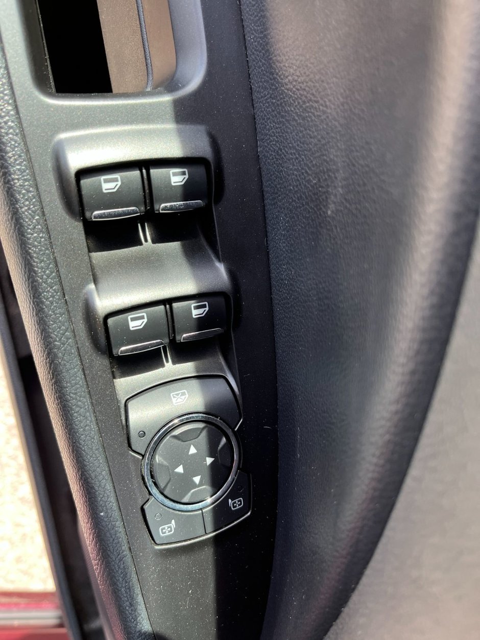 2017 Ford Fusion 4dr Sdn SE AWD-9