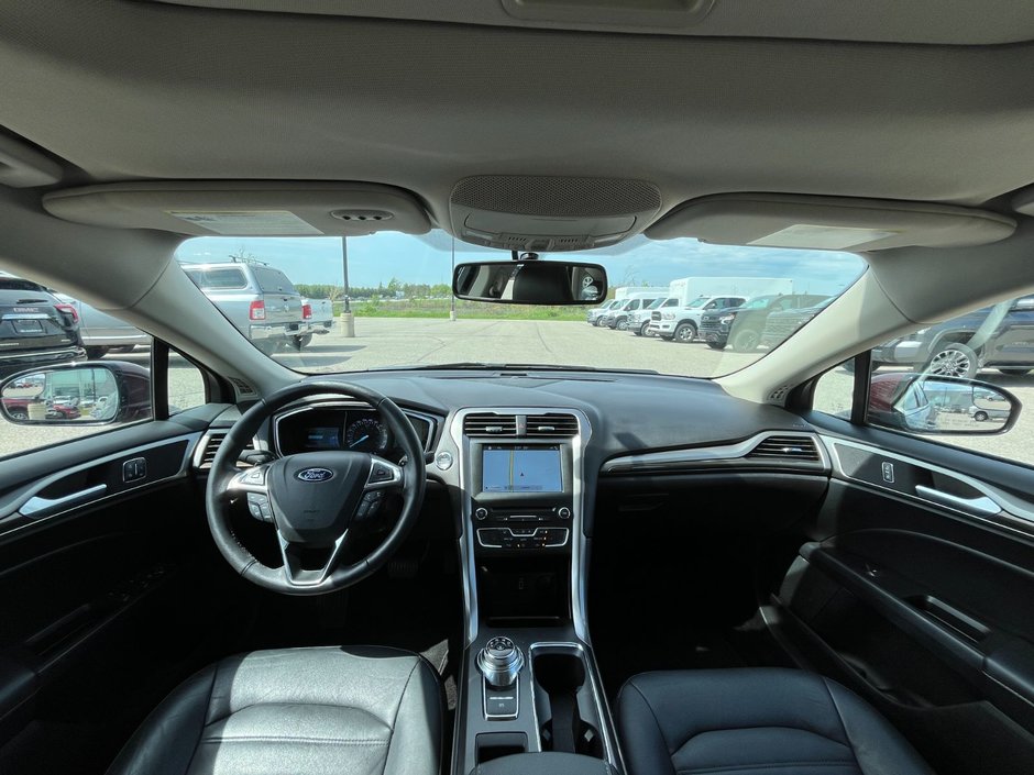 2017 Ford Fusion 4dr Sdn SE AWD-21