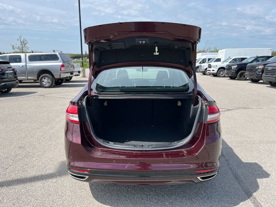 2017 Ford Fusion 4dr Sdn SE AWD-14