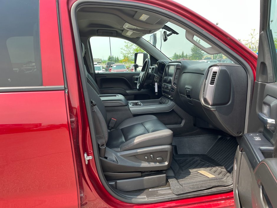 2018 GMC Sierra 1500 4WD Crew Cab SLT-19