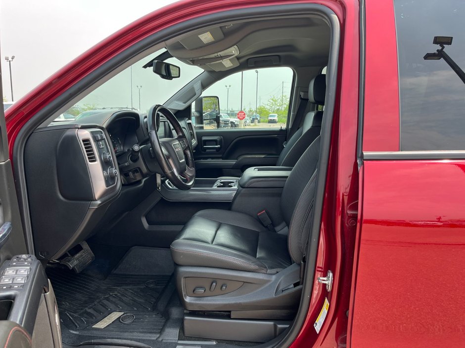 2018 GMC Sierra 1500 4WD Crew Cab SLT-11
