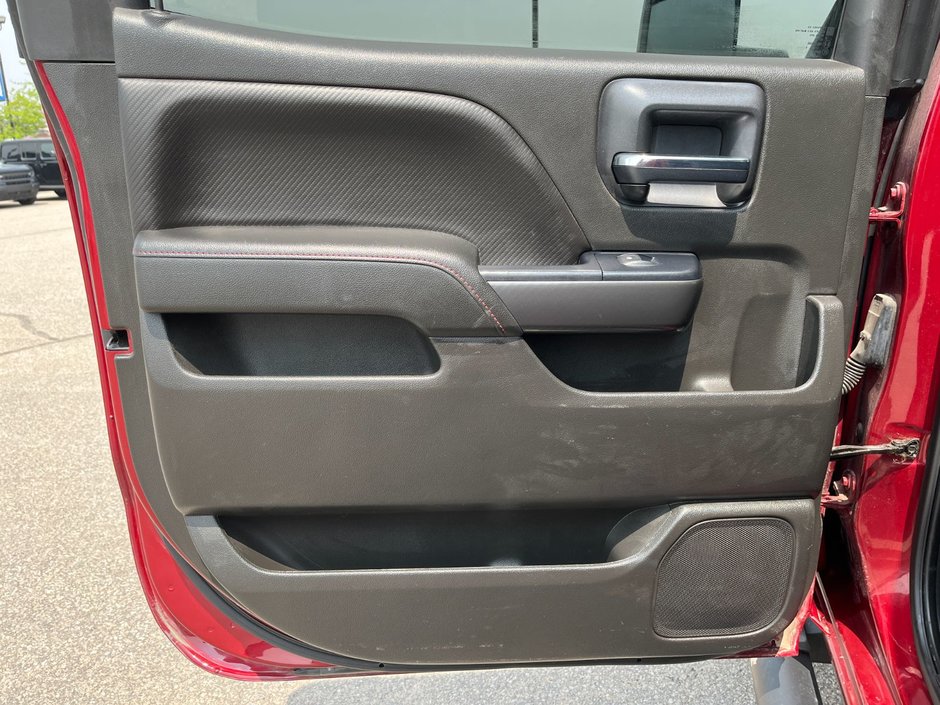 2018 GMC Sierra 1500 4WD Crew Cab SLT-12