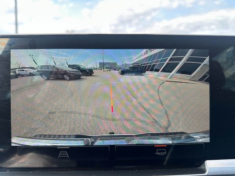 2022 GMC Sierra 1500 4WD Crew Cab 157 Elevation-38
