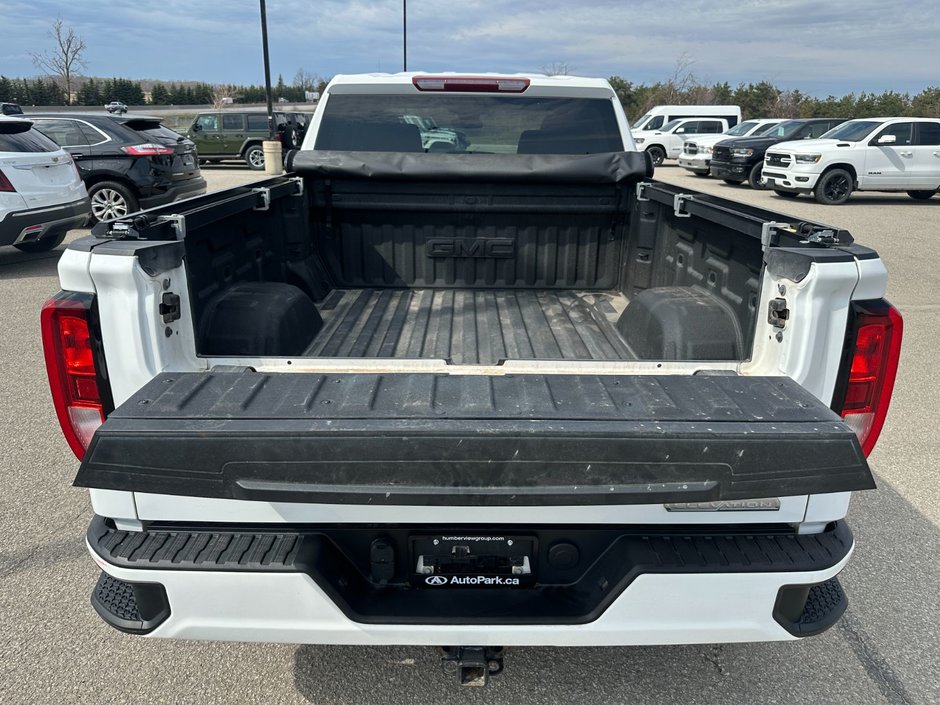 2022 GMC Sierra 1500 4WD Crew Cab 157 Elevation-16
