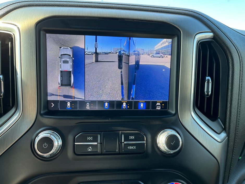 2022 GMC Sierra 3500HD Denali 4WD Crew Cab 8' Box Dually-33