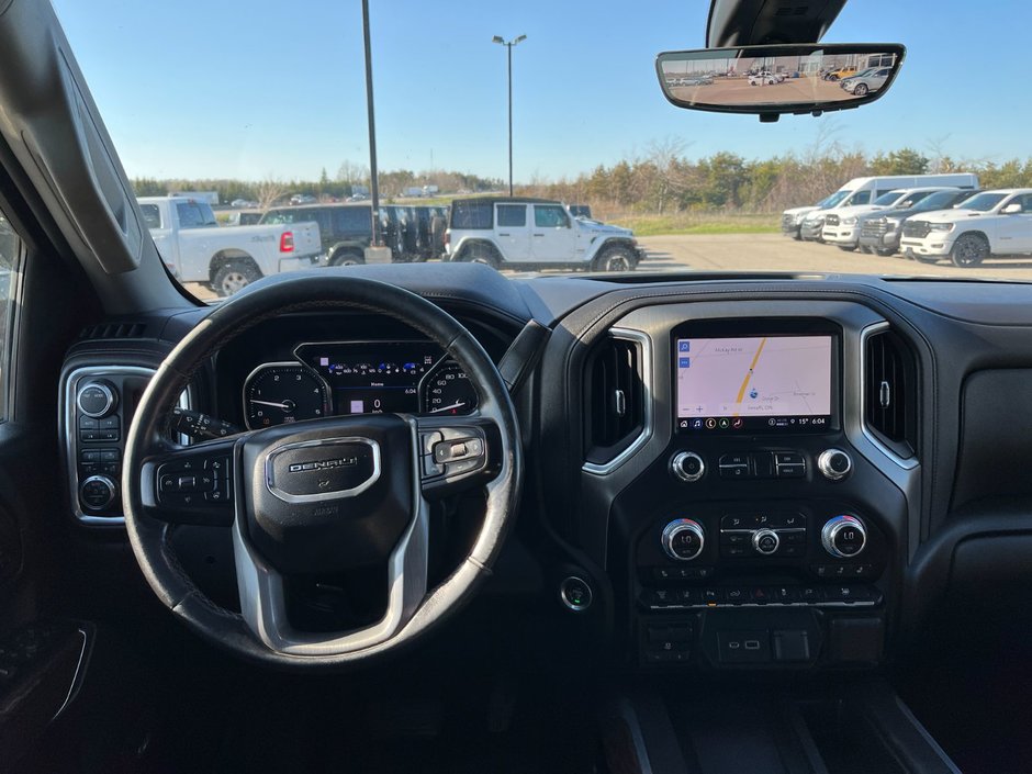 2022 GMC Sierra 3500HD Denali 4WD Crew Cab 8' Box Dually-21